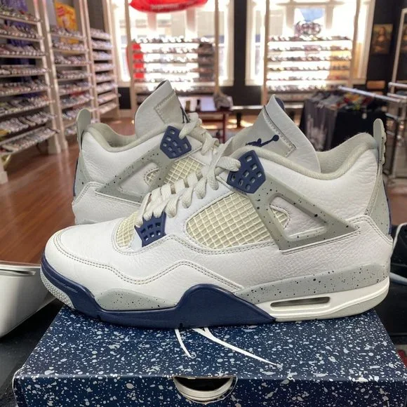 Jordan | Shoes | Size Jordan 4 Retro Mid Midnight Navy  display picture 3